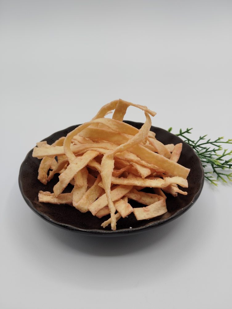 すっぱ梅味かまさき　黒い皿